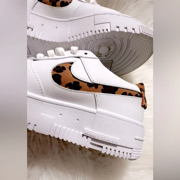 Nike Air Force 1 Low Pixel SE WMNS “White Leopard Print”  SIZE 9  LIKE NEW!! - Picture 9 of 11